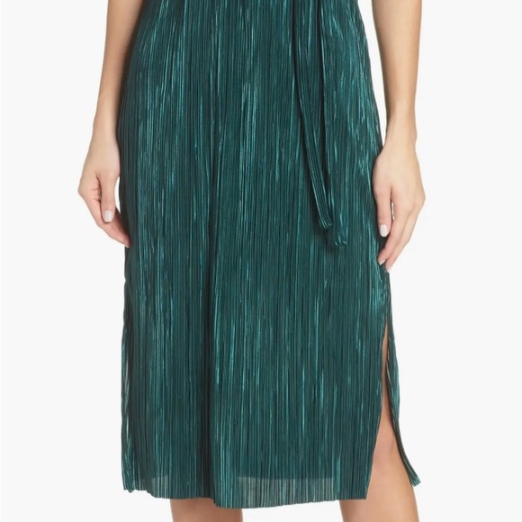 BB Dakota Dress - Picture 5 of 8